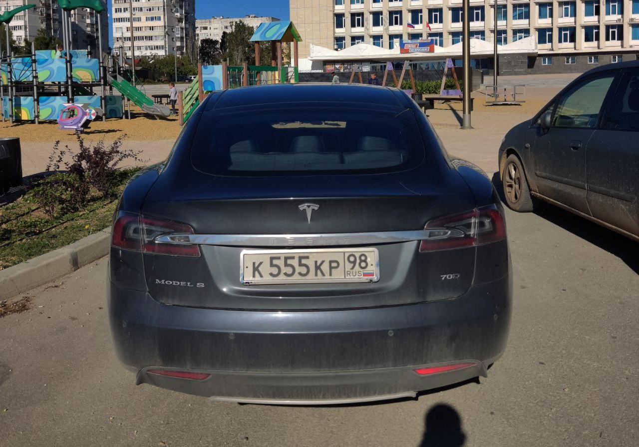 Автомобиль госномер К555КР98