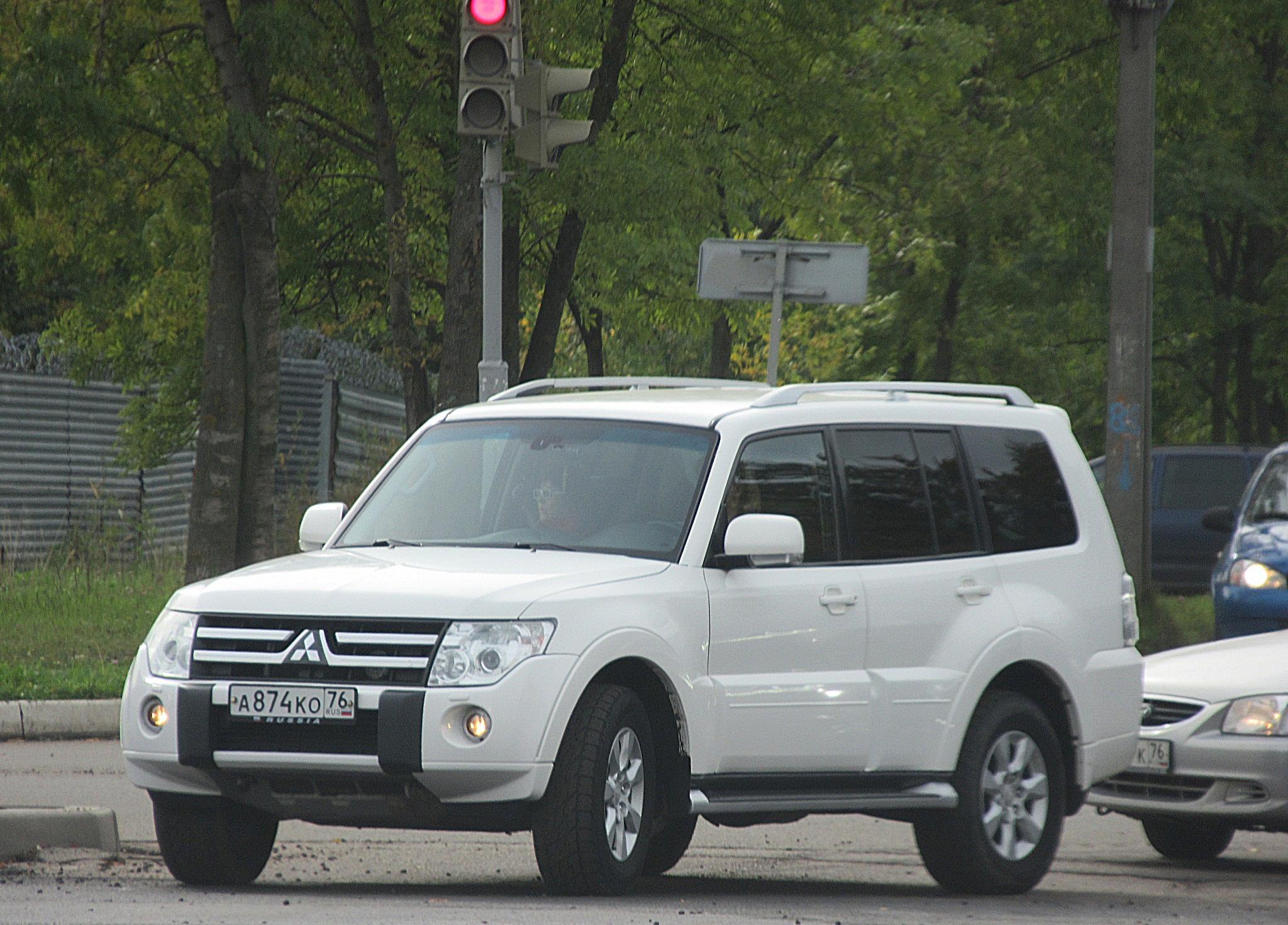 Автомобиль госномер А874КО76
