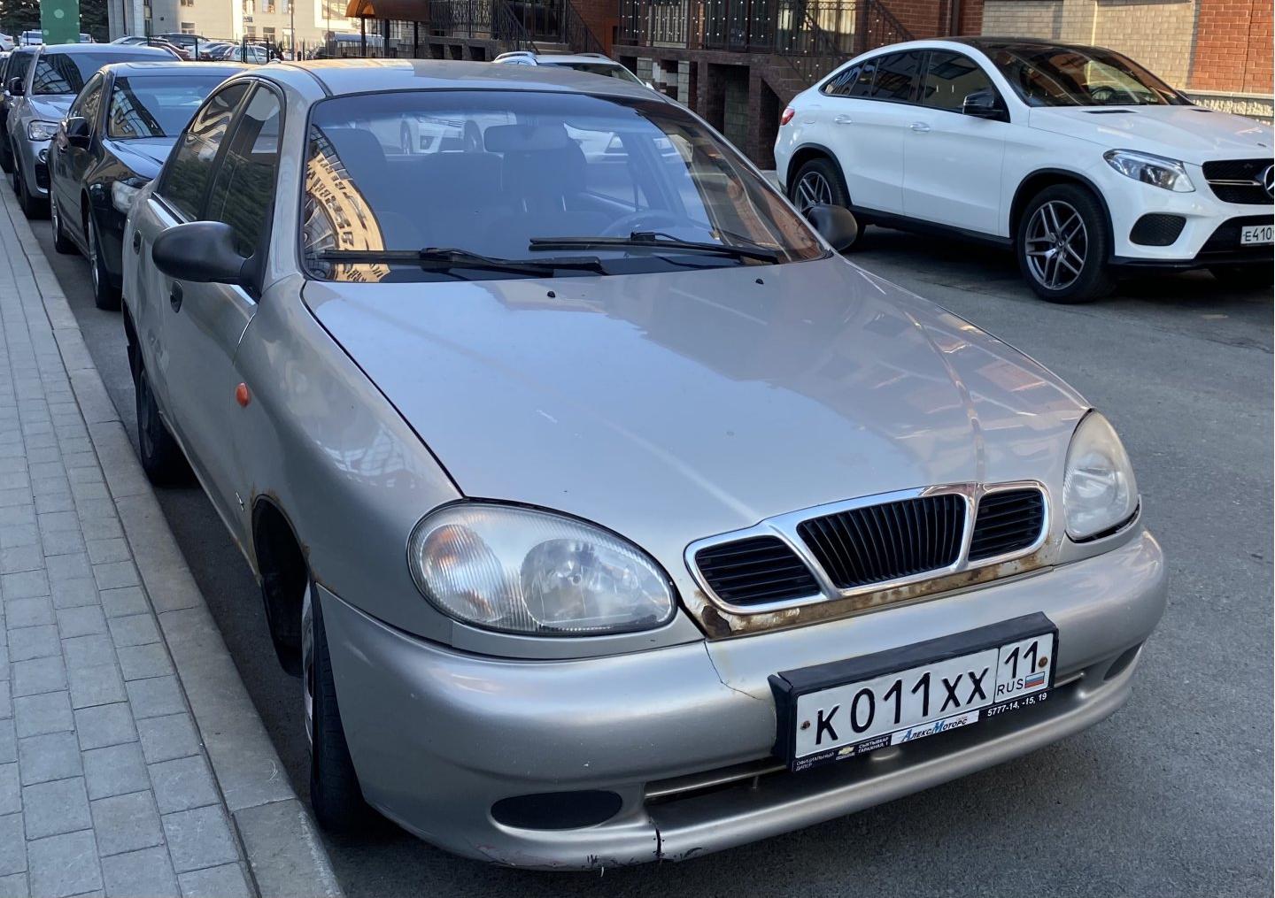 Автомобиль госномер К011ХХ11