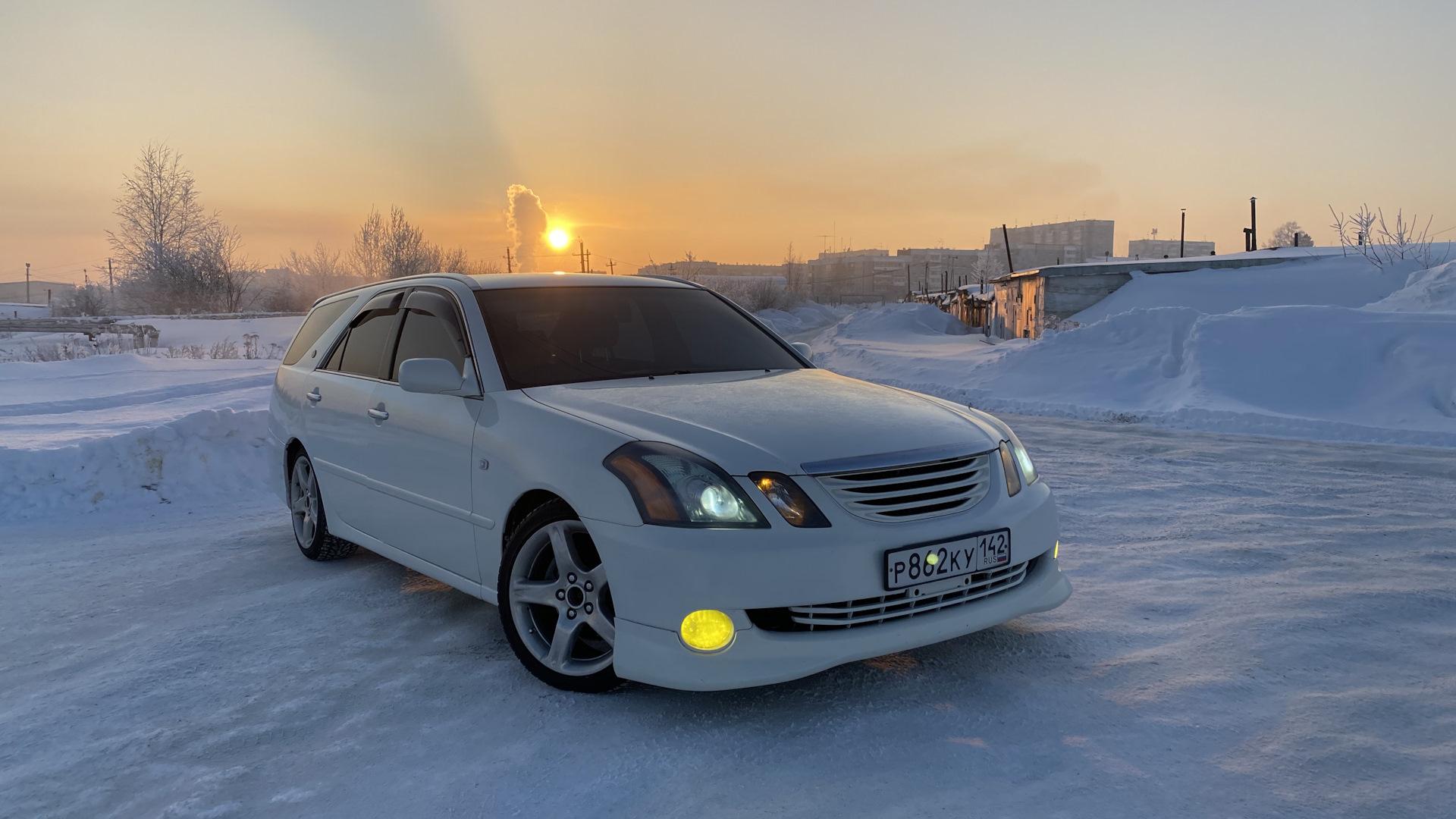 Автомобиль госномер Р862КУ142