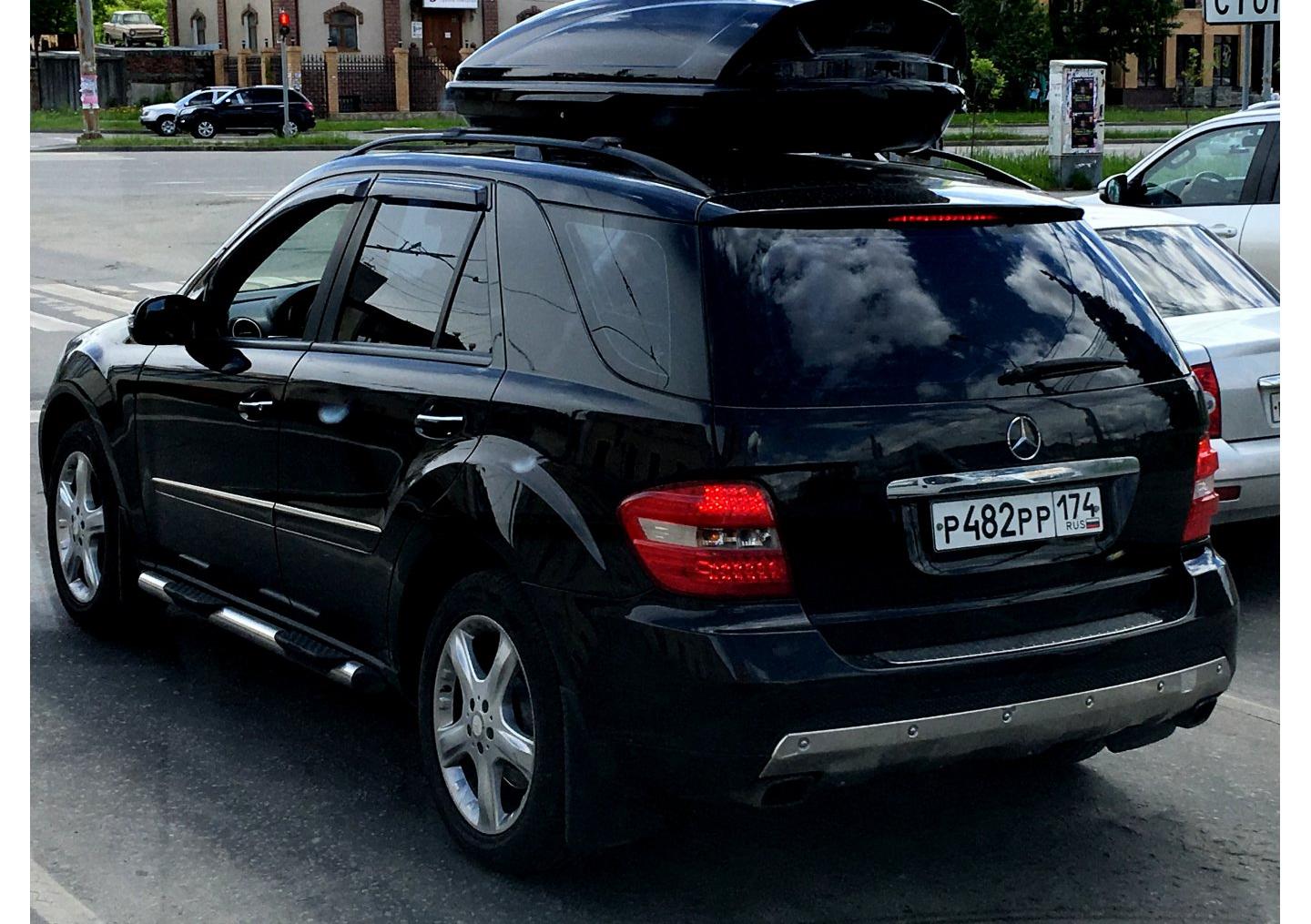 Автомобиль госномер Р482РР174