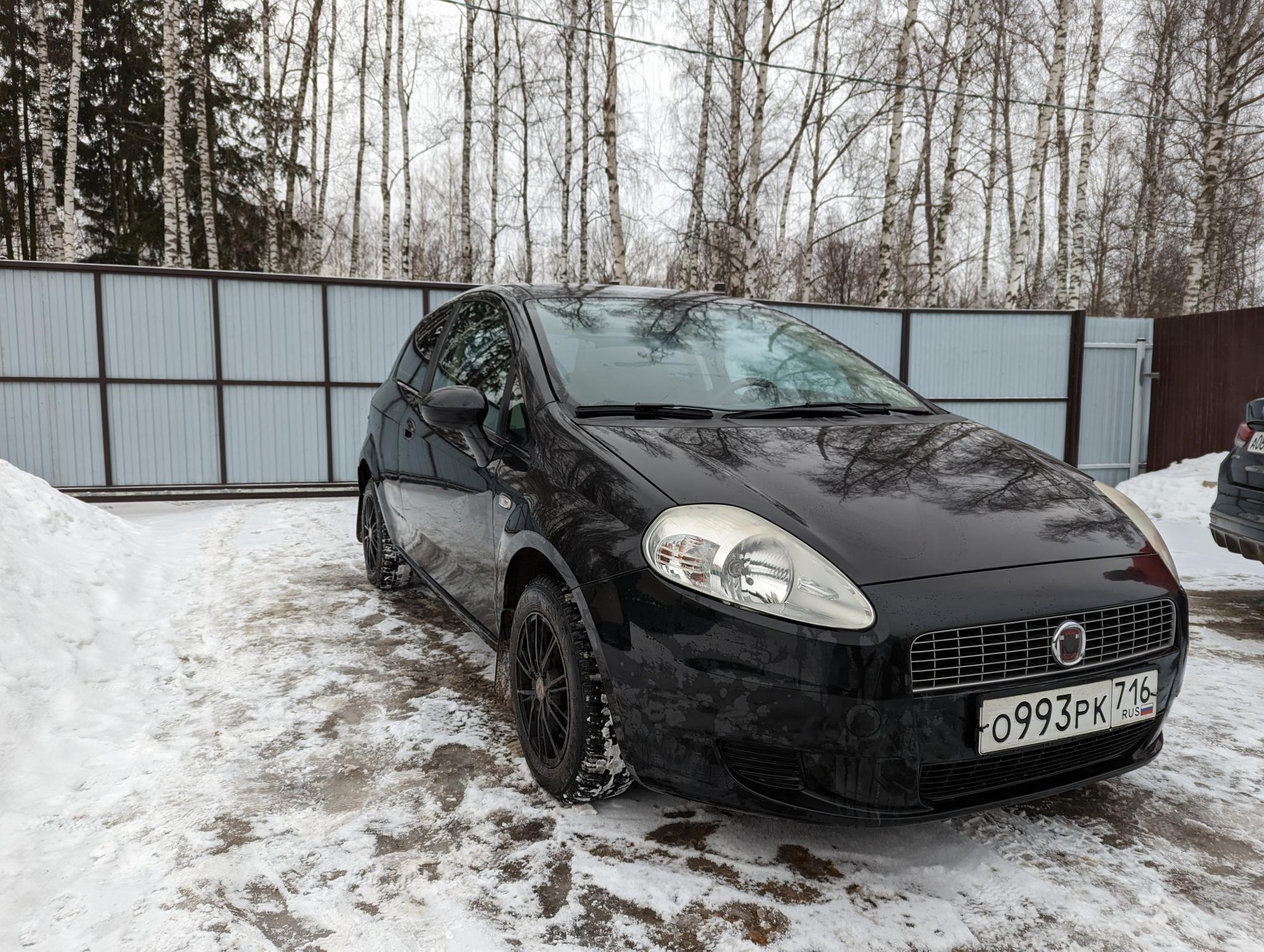 Автомобиль госномер О993РК716