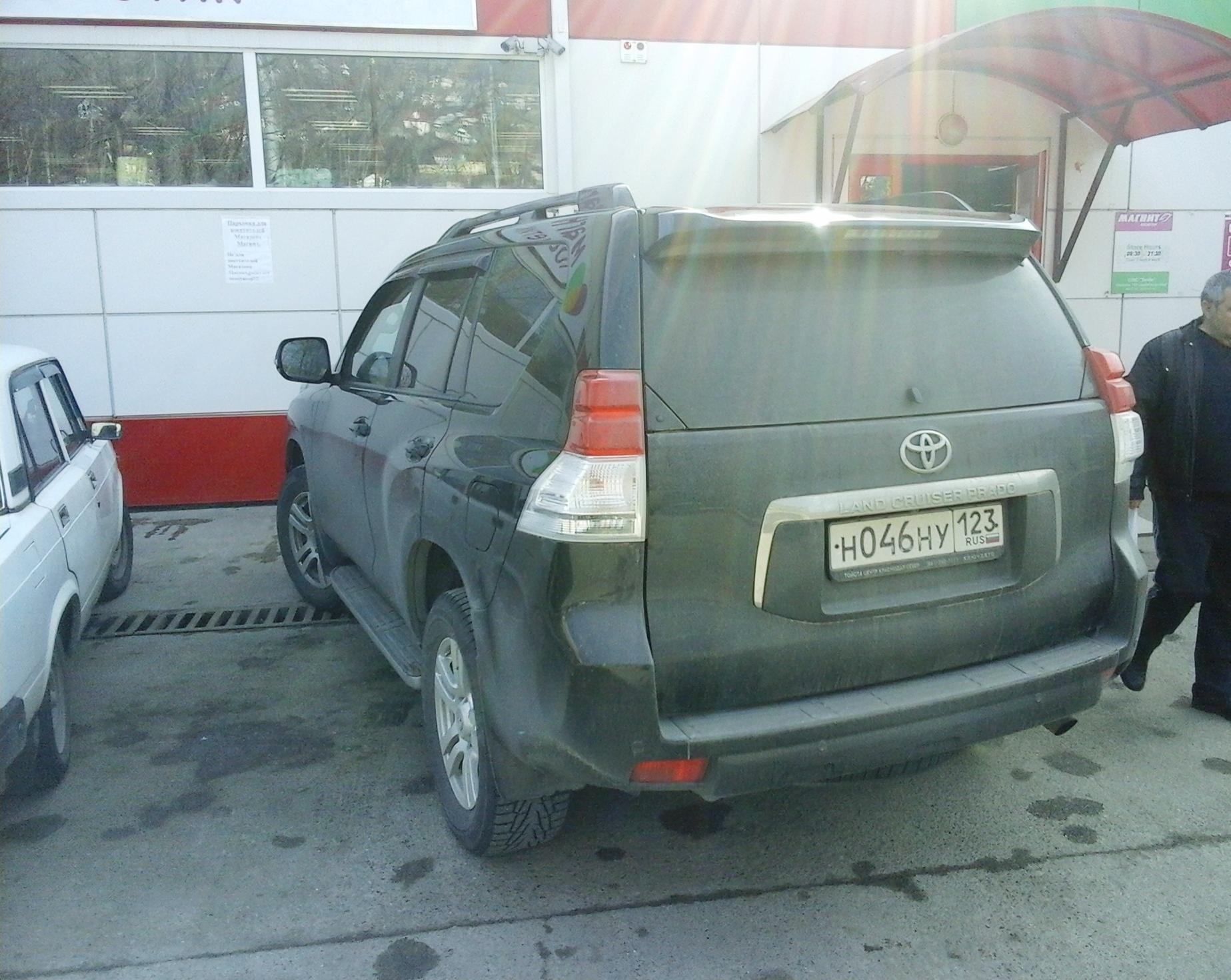 Автомобиль госномер Н046НУ123