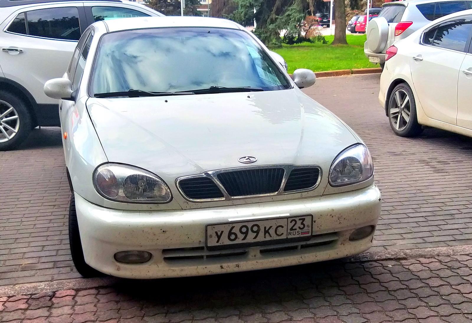 Автомобиль госномер У699КС23