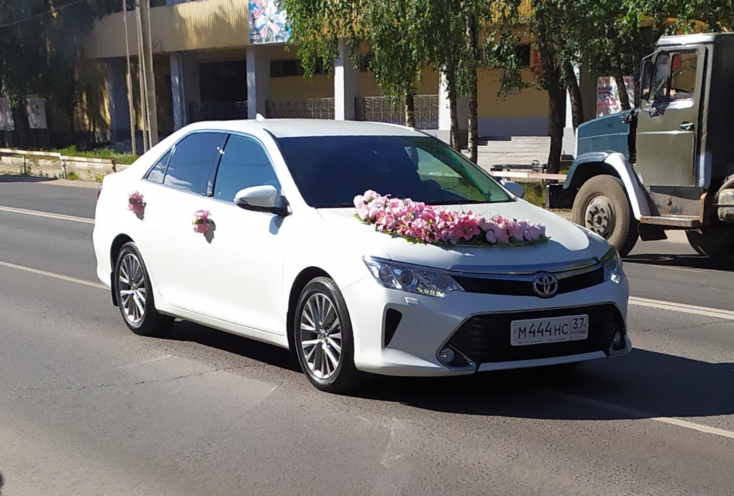 Автомобиль госномер М444НС37