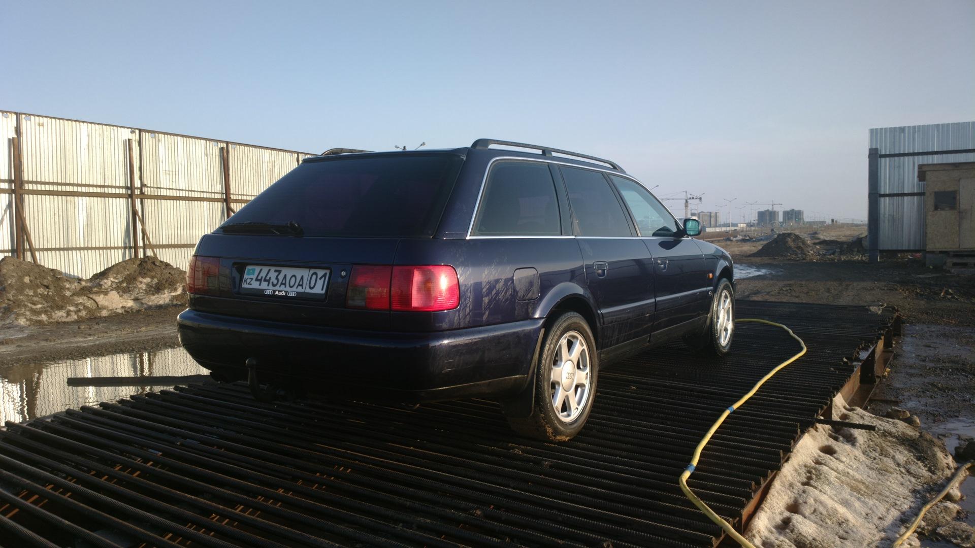 Автомобиль госномер 443АОА01
