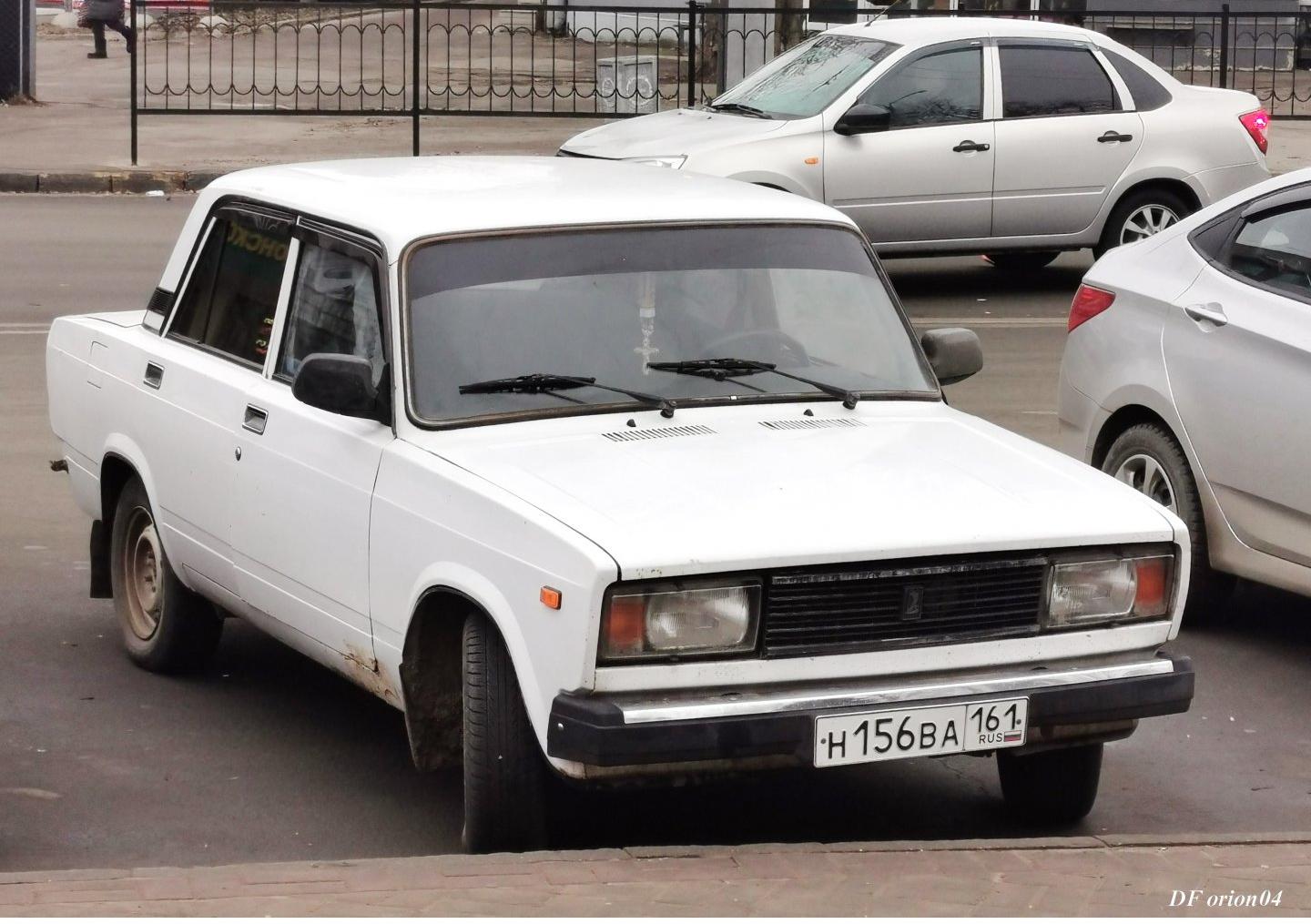 Автомобиль госномер Н156ВА161