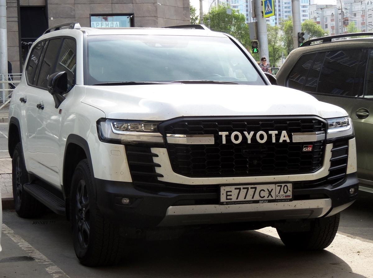 Автомобиль госномер Е777СХ70
