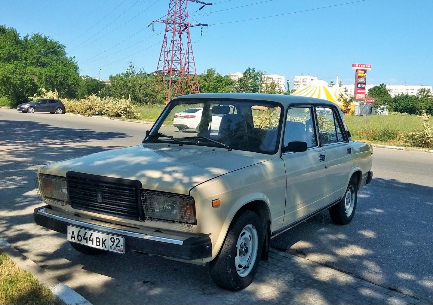 Автомобиль госномер А644ВК92