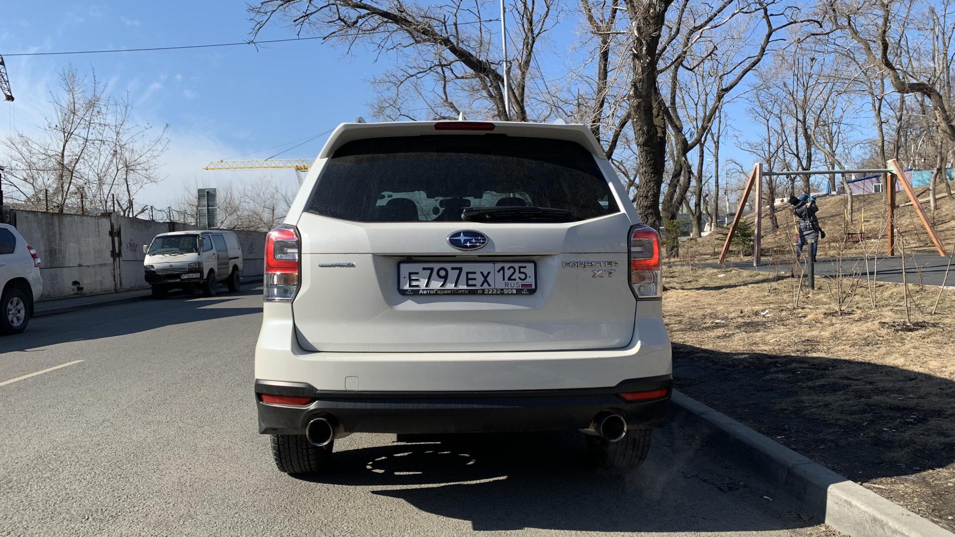 Автомобиль госномер Е797ЕХ125