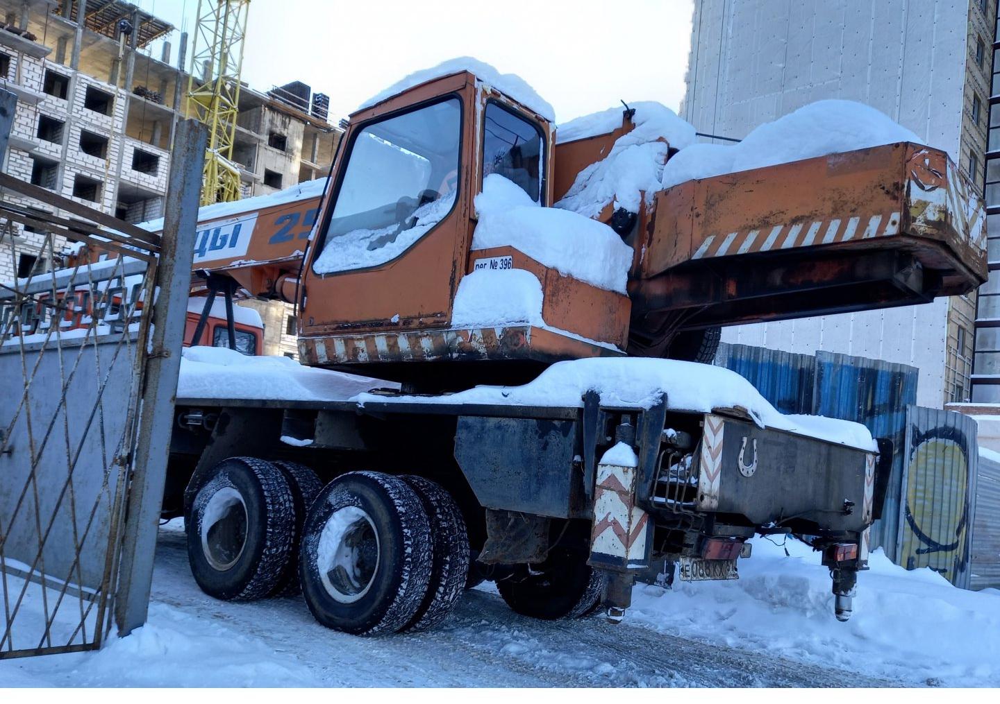 Автомобиль госномер Е088КХ67