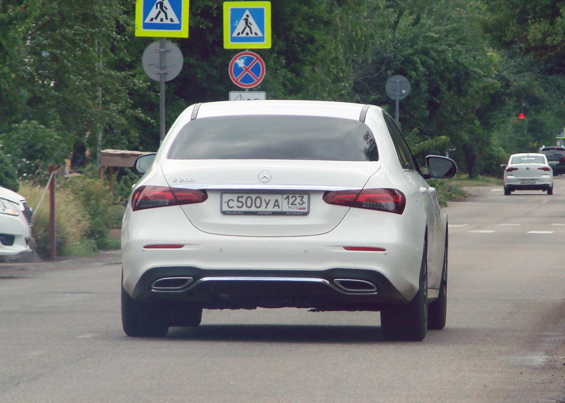 Автомобиль госномер С500УА123