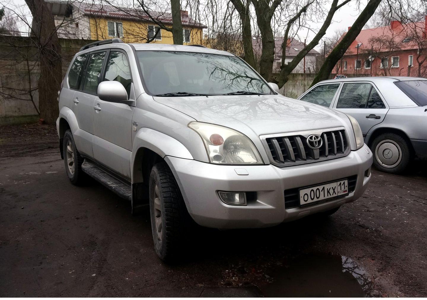 Автомобиль госномер О001КХ11