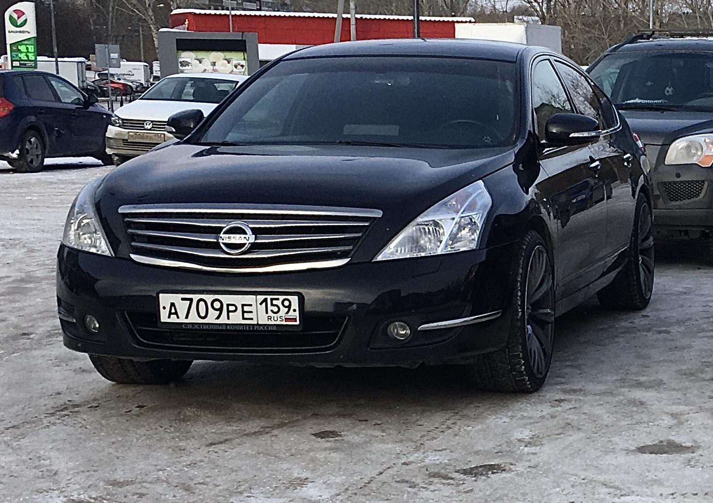 Автомобиль госномер А709РЕ159