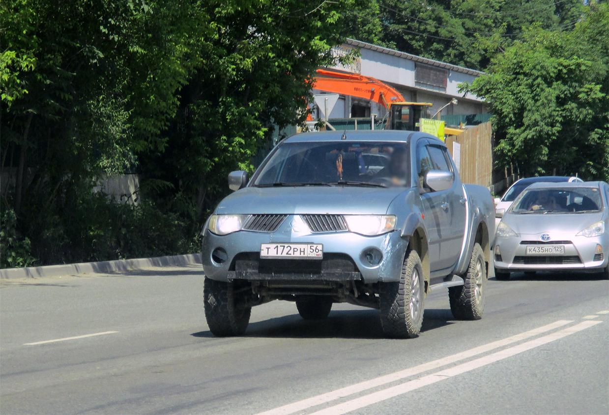 Автомобиль госномер Т172РН56