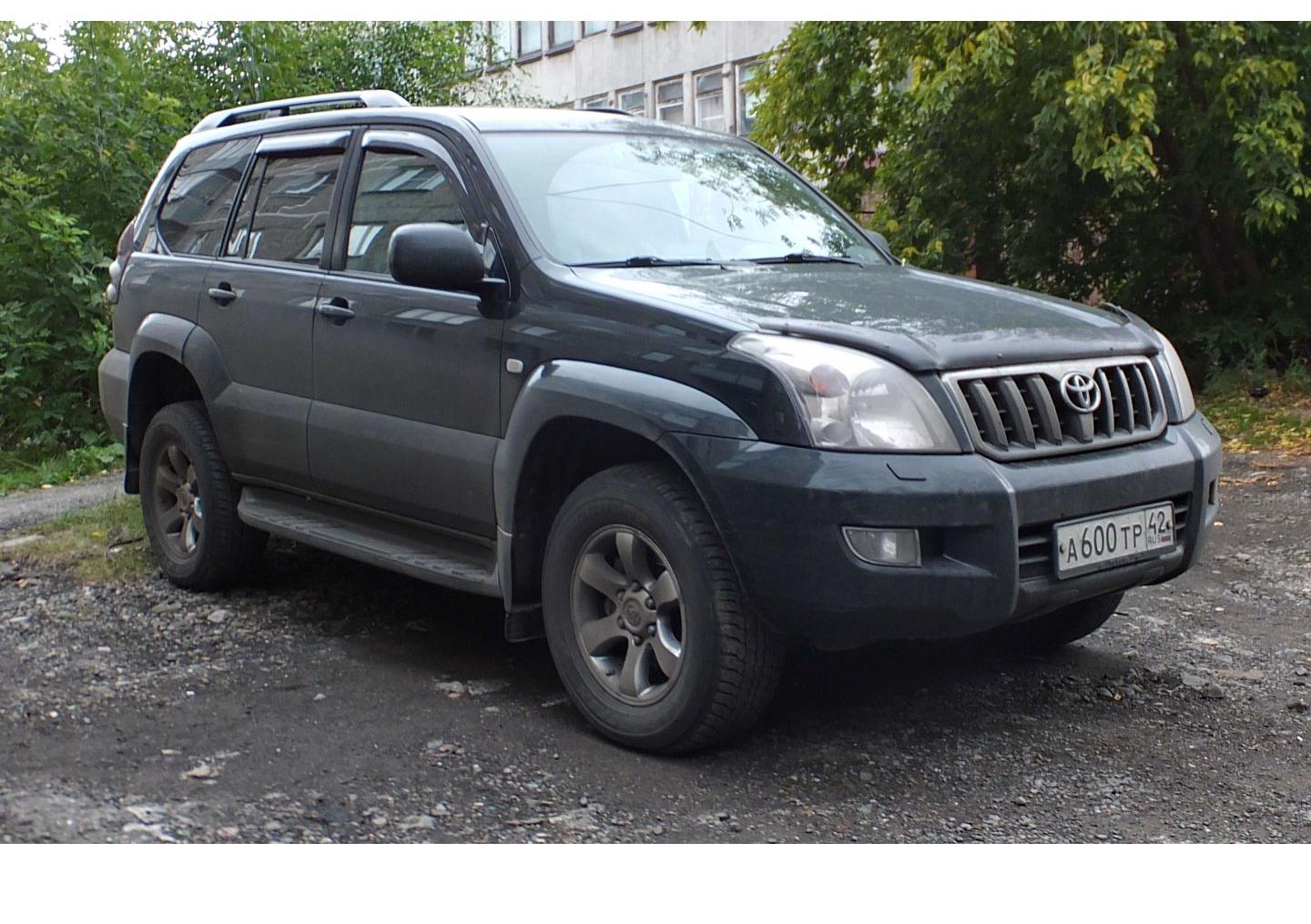 Автомобиль госномер А600ТР42