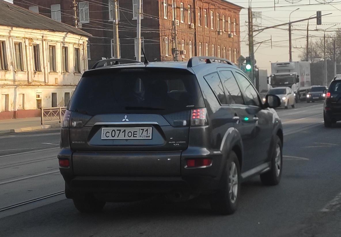 Автомобиль госномер С071ОЕ71