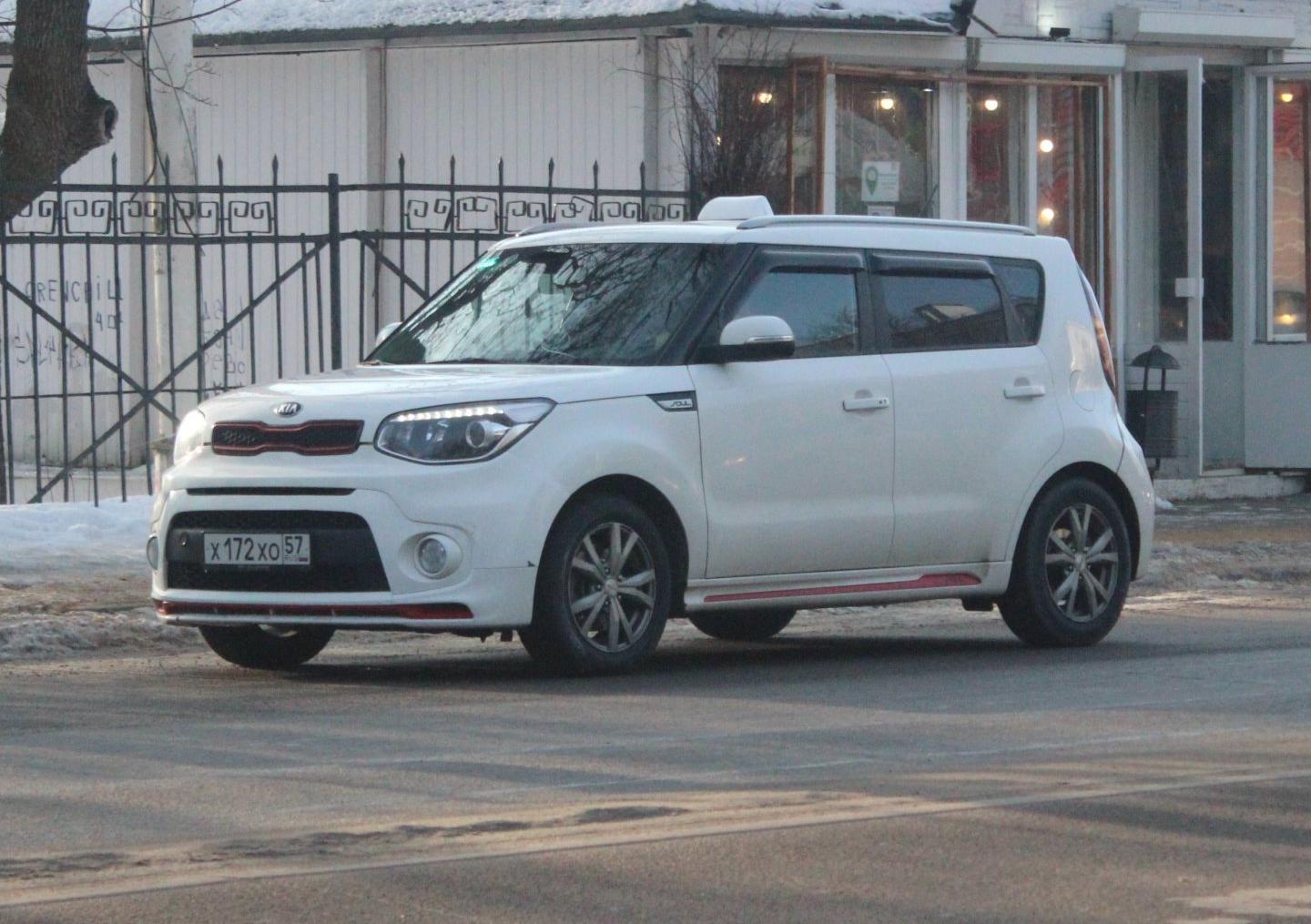Автомобиль госномер Х172ХО57