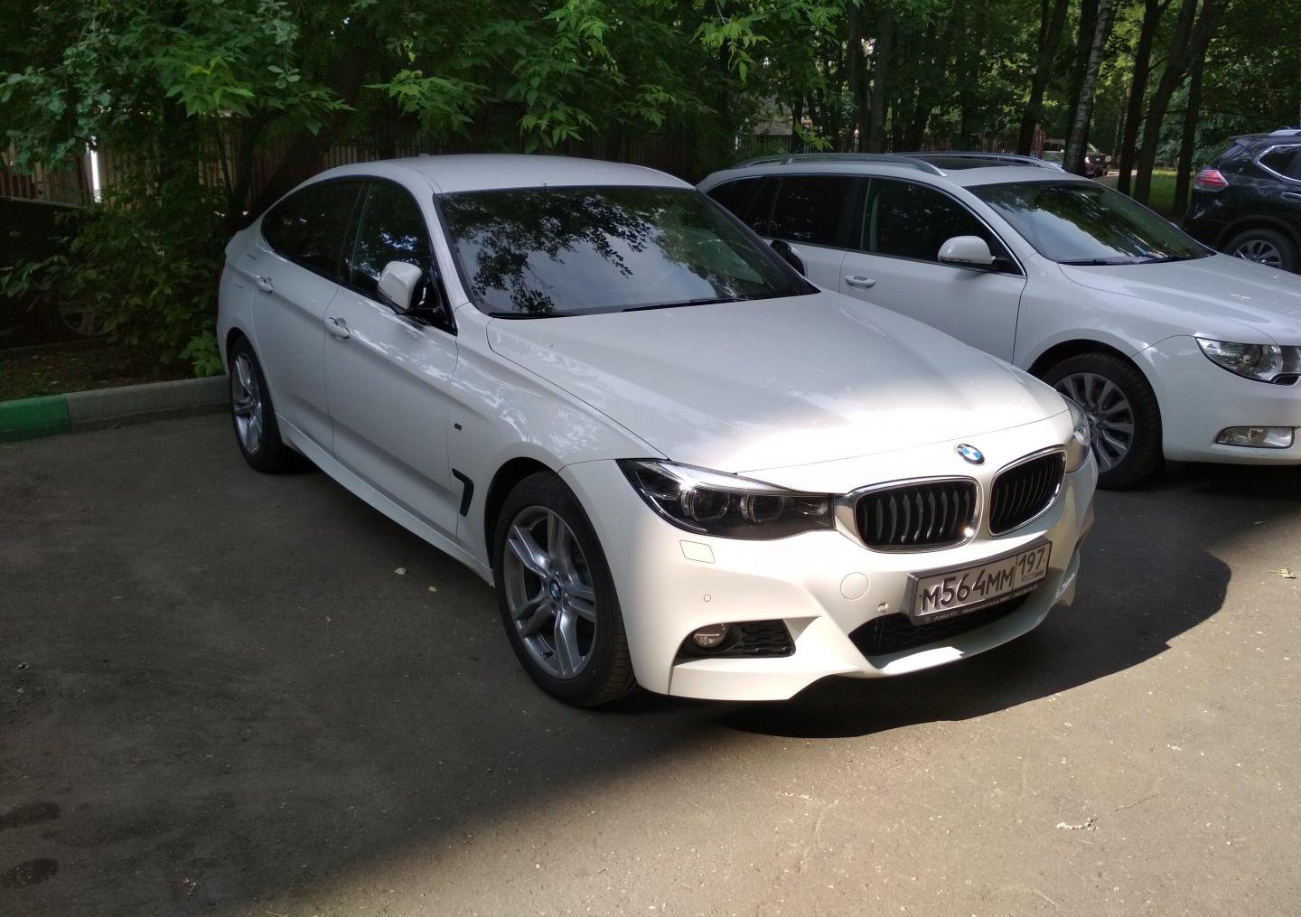 Автомобиль госномер М564ММ197