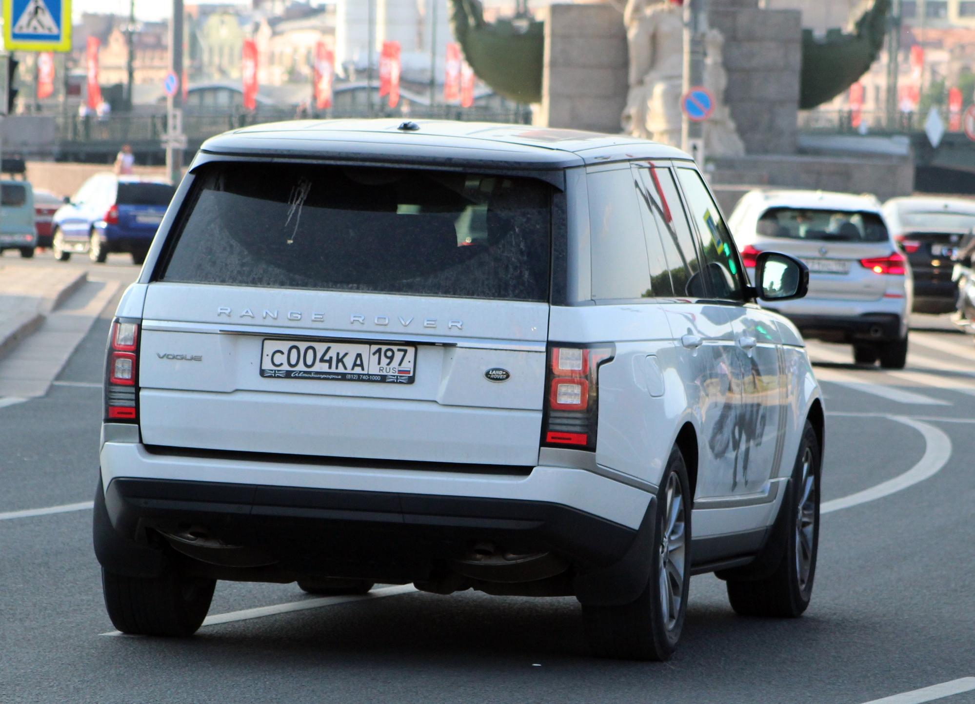 Автомобиль госномер С004КА197
