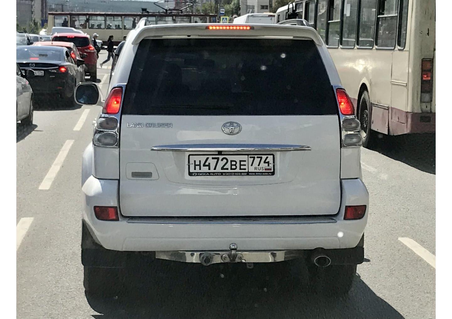 Автомобиль госномер Н472ВЕ774