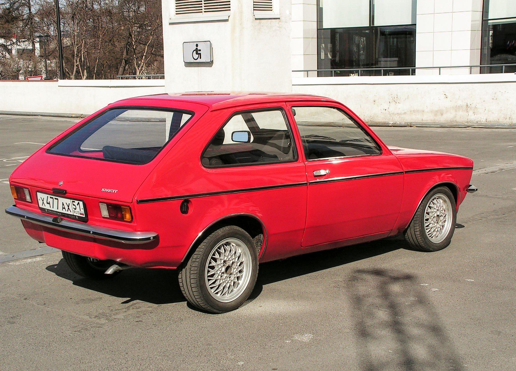 Автомобиль госномер Х477АХ51