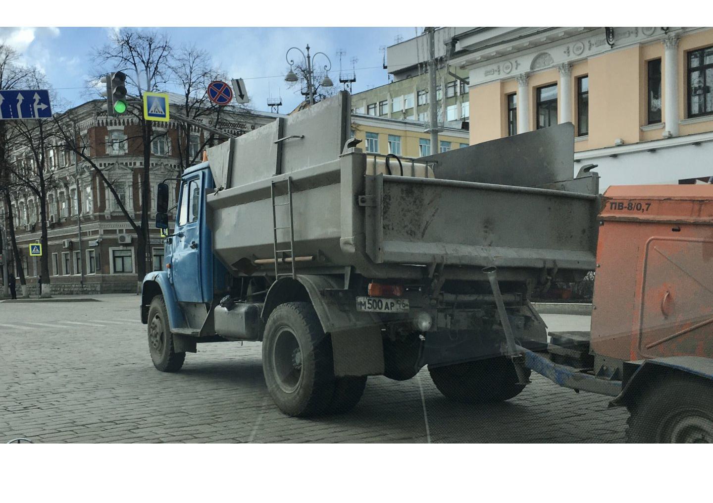 Автомобиль госномер М500АР96