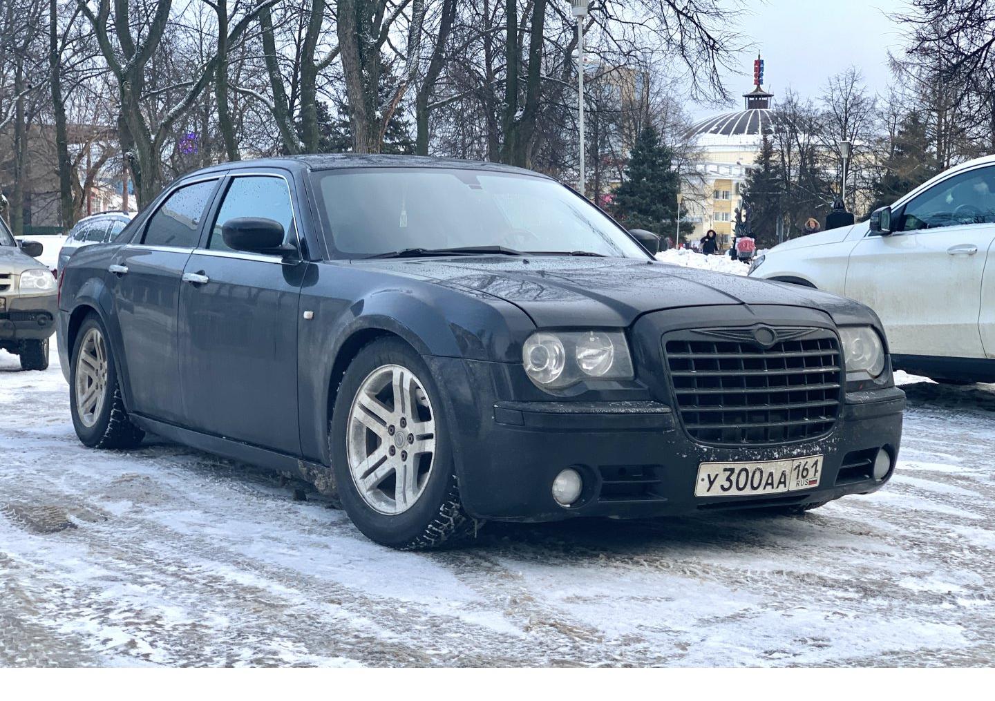 Автомобиль госномер У300АА161