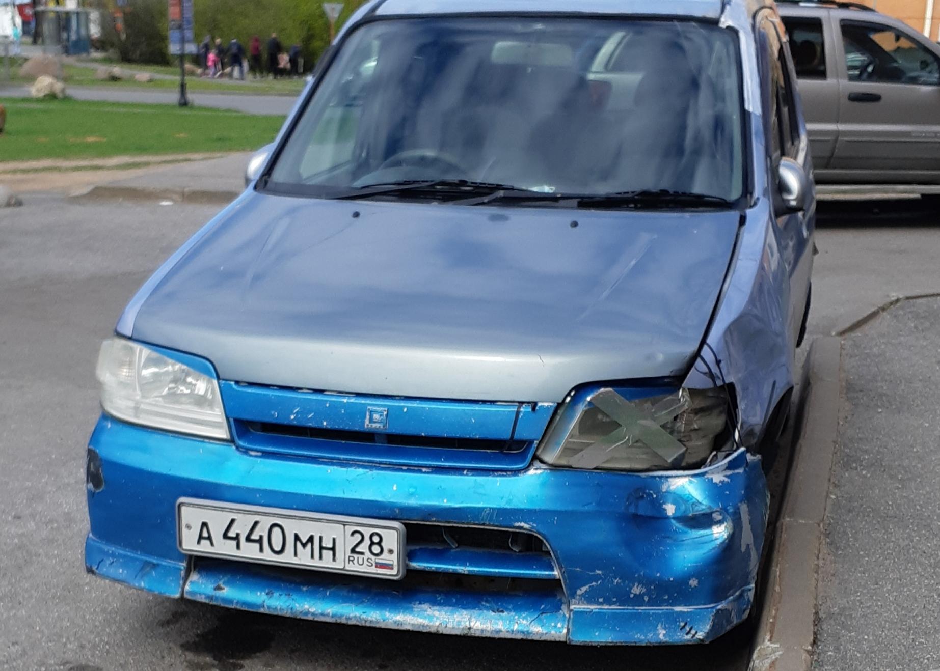 Автомобиль госномер А440МН28