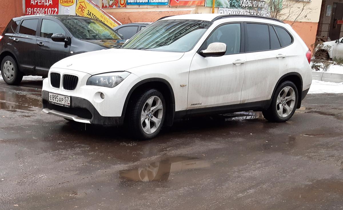 Автомобиль госномер Е895АР57