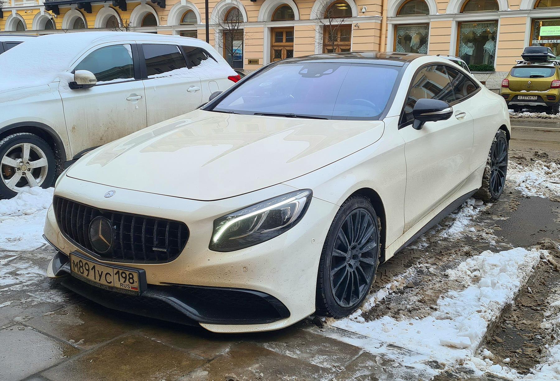 Автомобиль госномер М891УС198