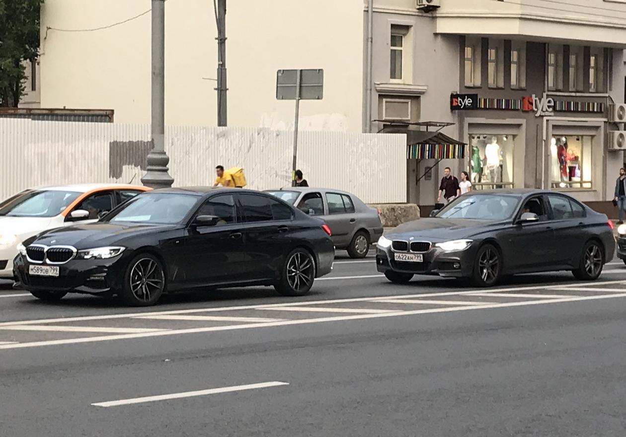 Автомобиль госномер М589ОВ799