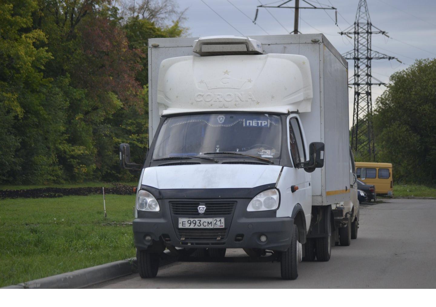 Автомобиль госномер В993СМ21