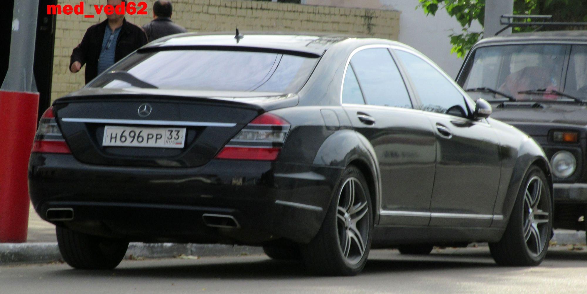 Автомобиль госномер Н696РР33