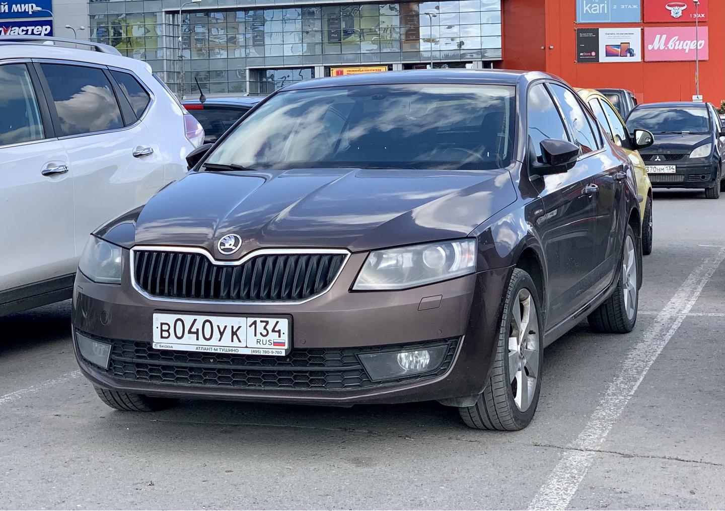 Автомобиль госномер В040УК134