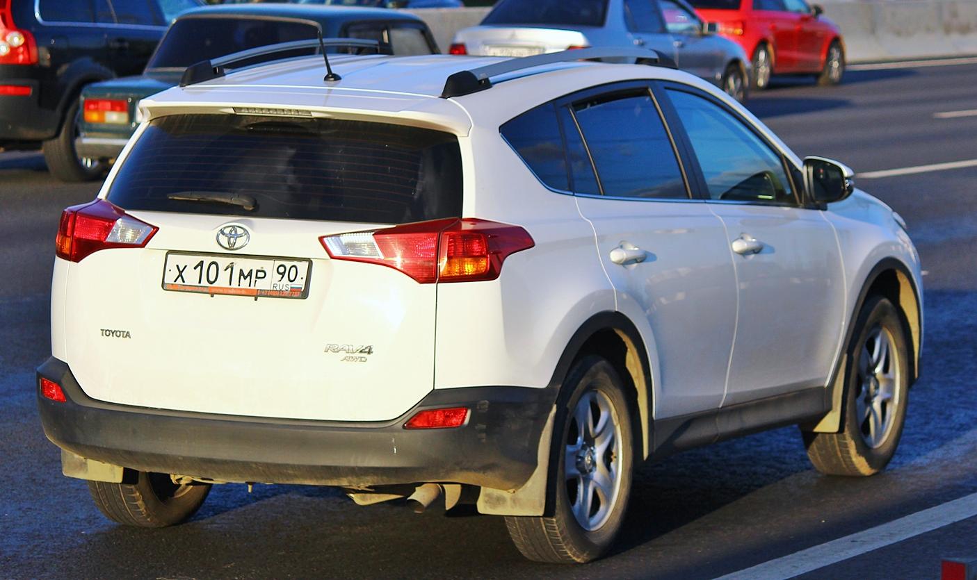 Автомобиль госномер Х101МР90