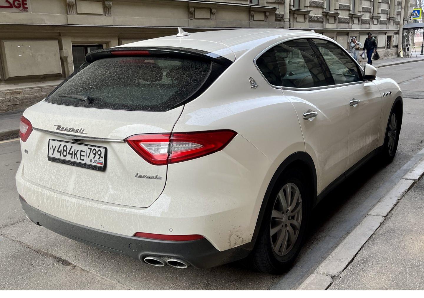 Автомобиль госномер У484КЕ799