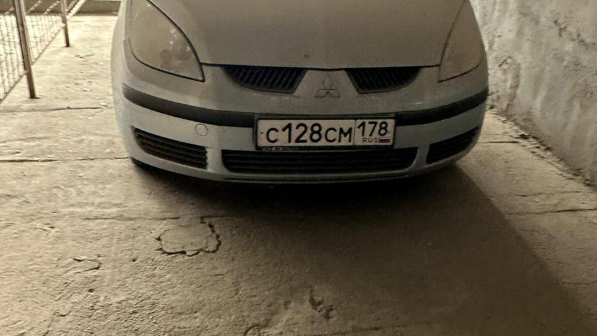 Автомобиль госномер С128СМ178