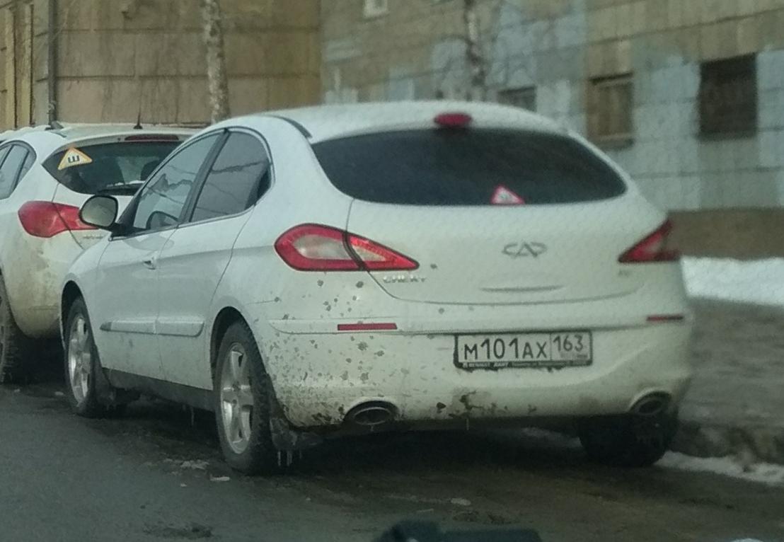 Автомобиль госномер М101АХ163