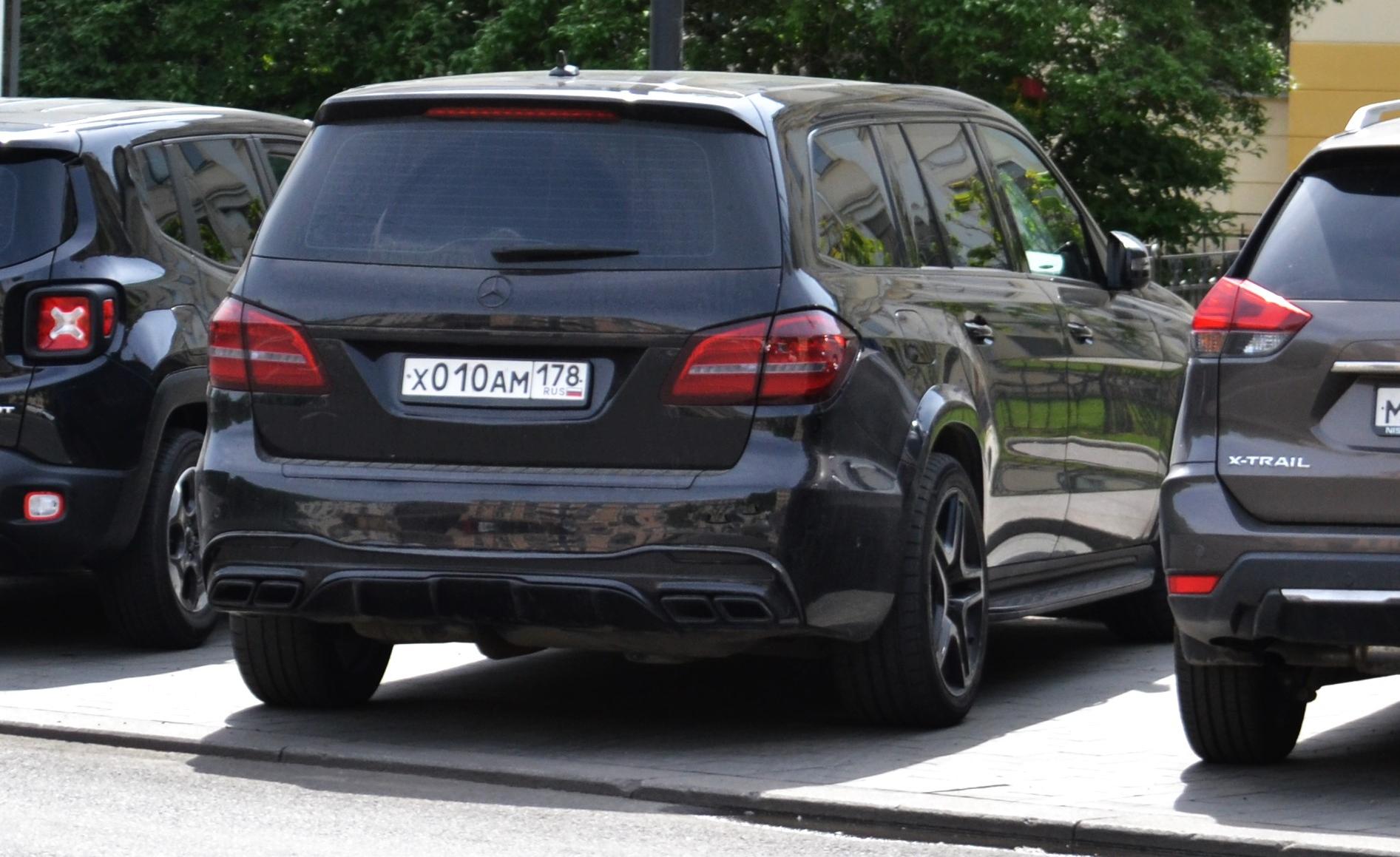 Автомобиль госномер Х010АМ178
