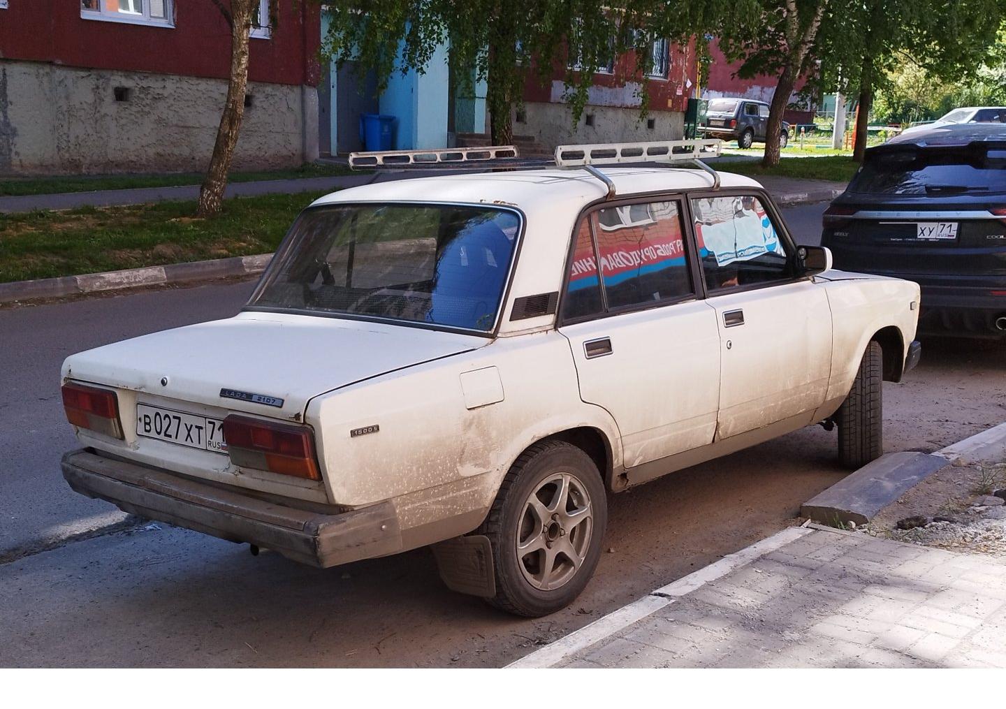 Автомобиль госномер В027ХТ71