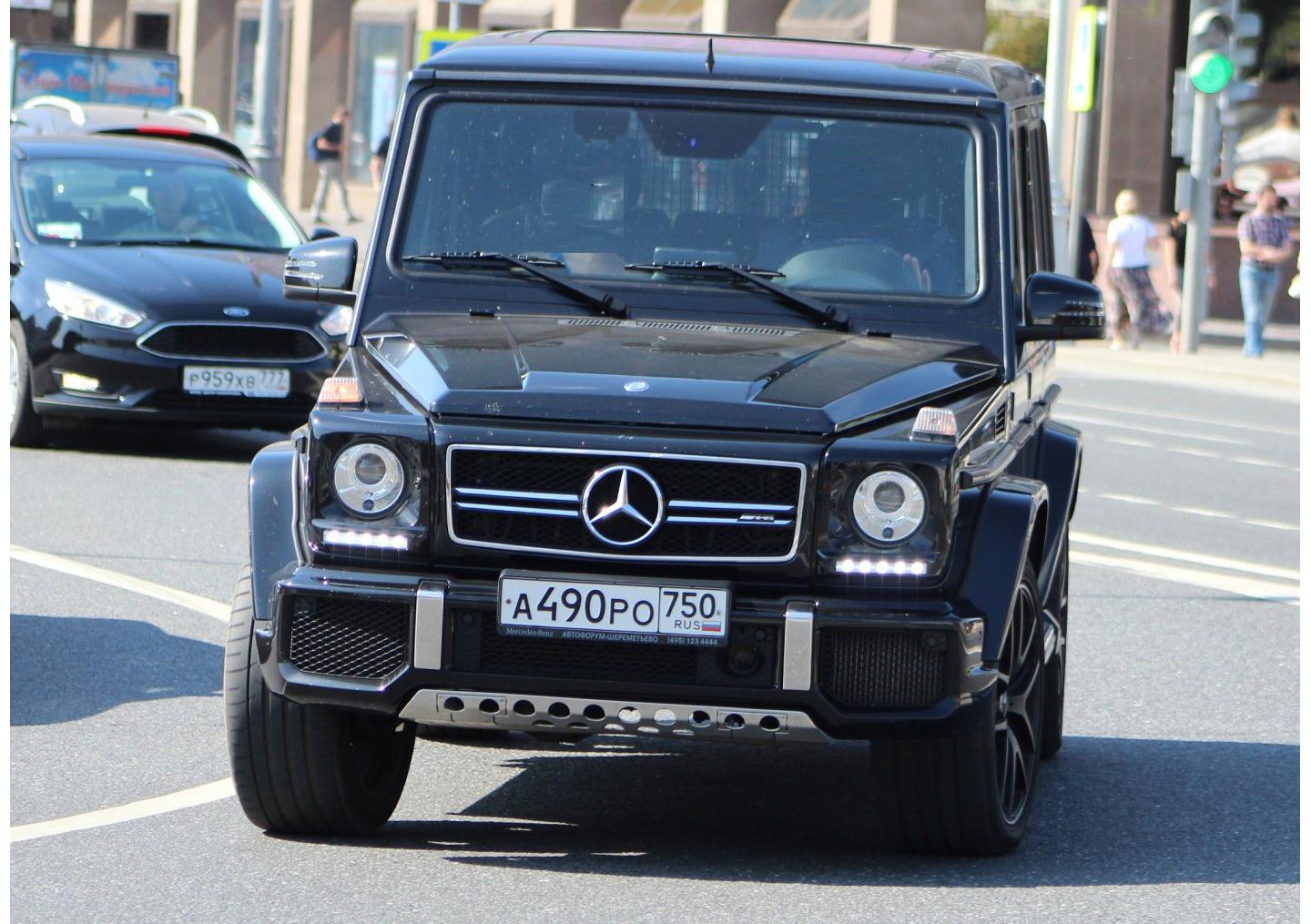 Автомобиль госномер А490РО750