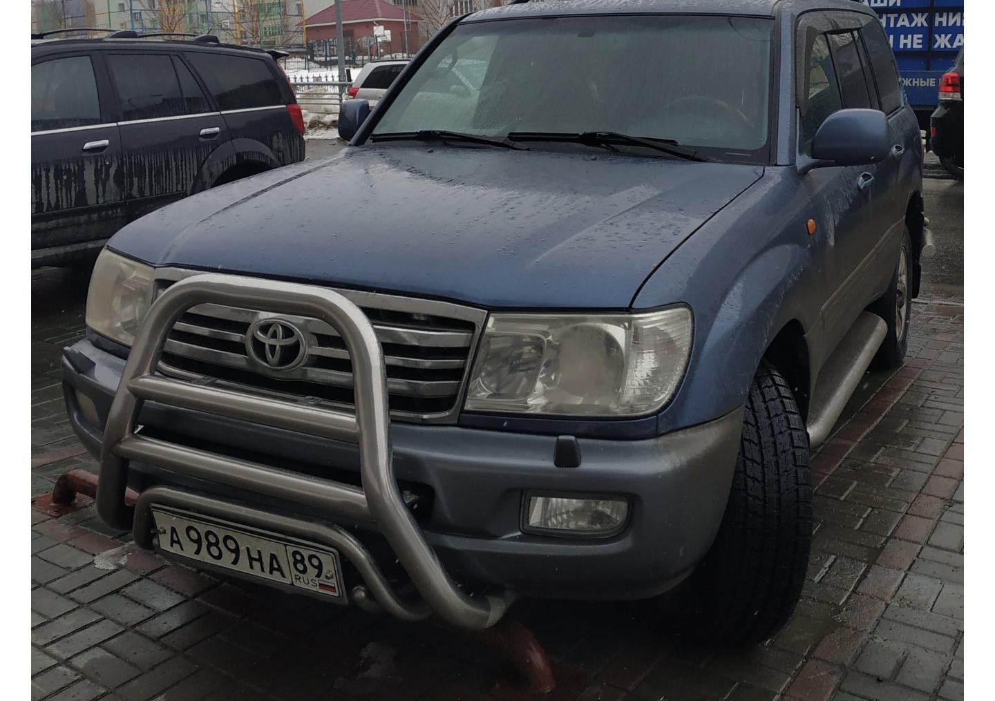 Автомобиль госномер А989НА89