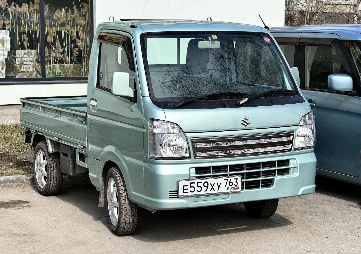 Автомобиль госномер Е559ХУ763