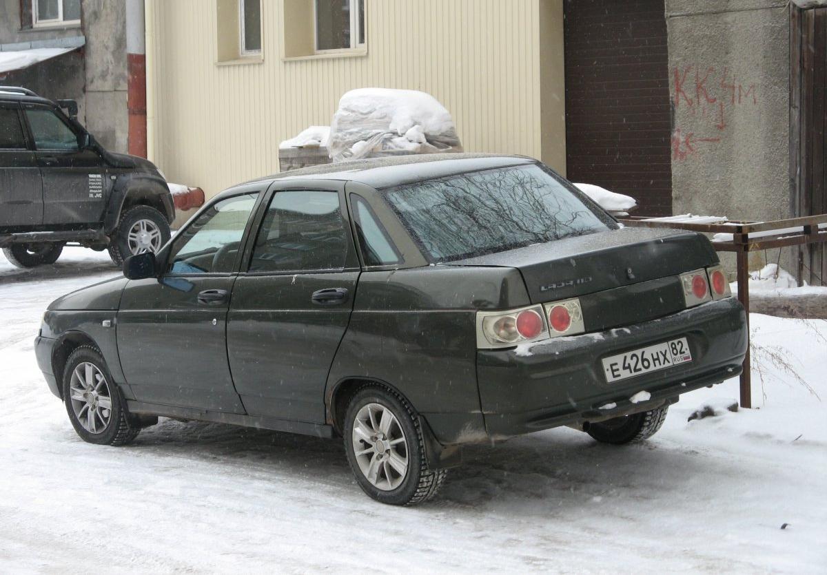 Автомобиль госномер Е426НХ82