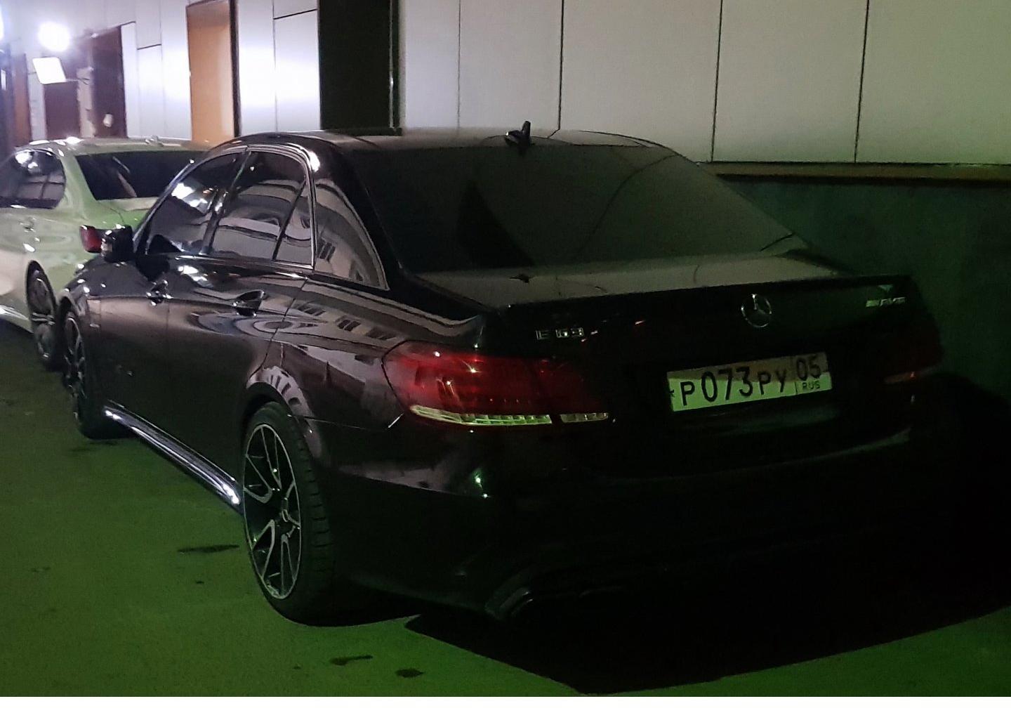 Автомобиль госномер Р073РУ05