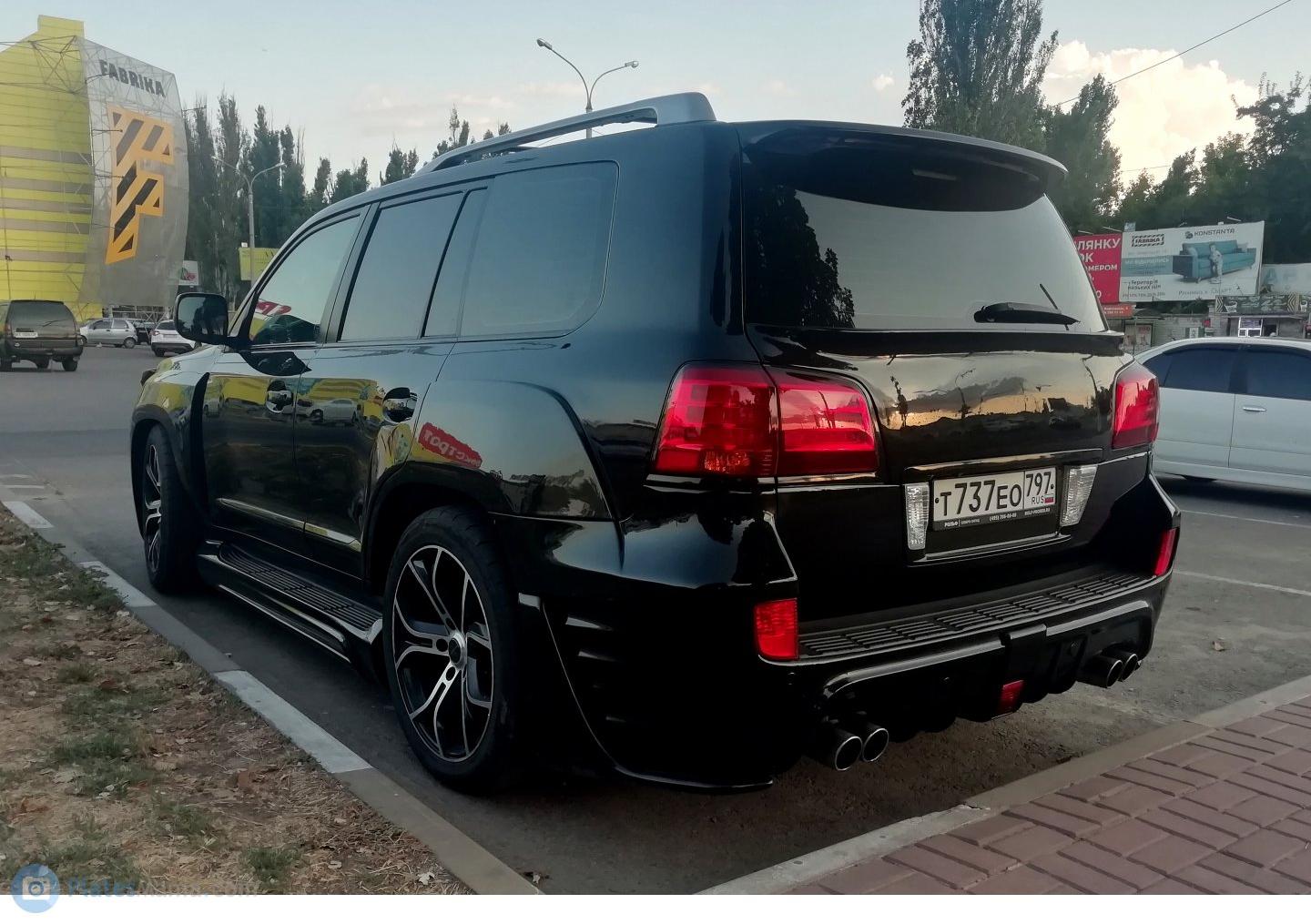 Автомобиль госномер Т737ЕО797