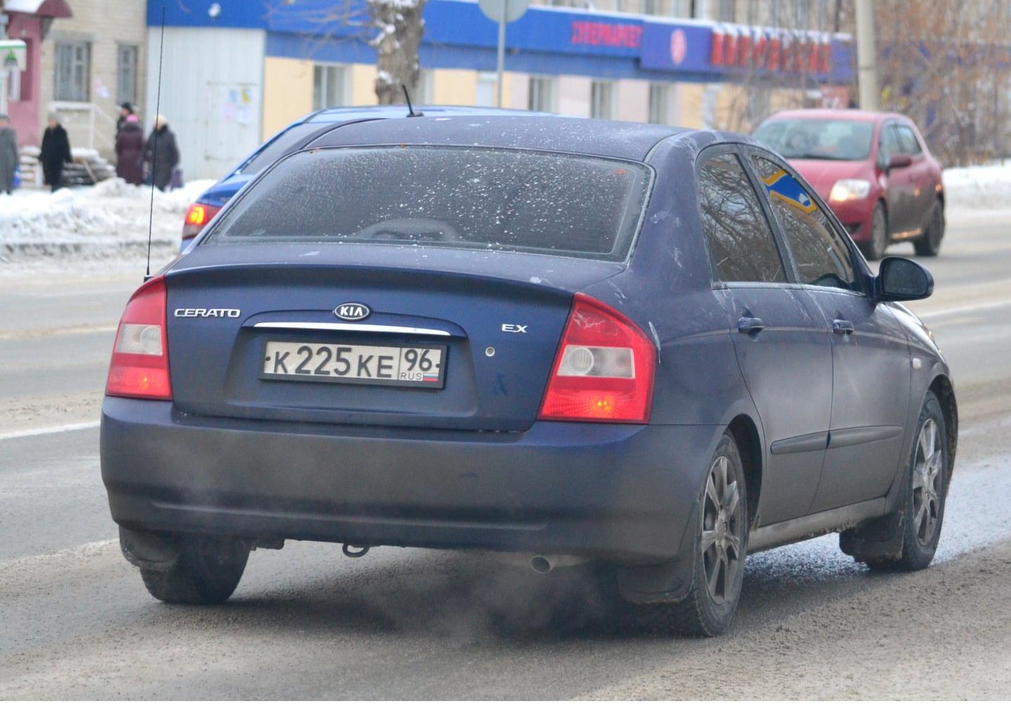 Автомобиль госномер К225КЕ96