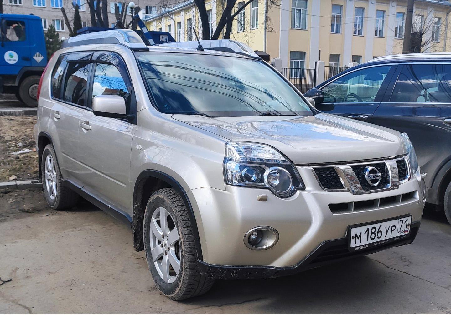 Автомобиль госномер М186УР71