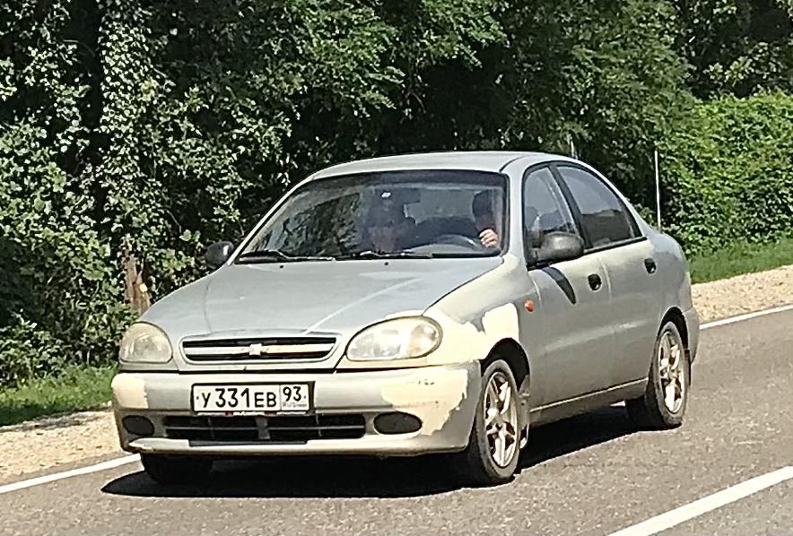 Автомобиль госномер У331ЕВ93